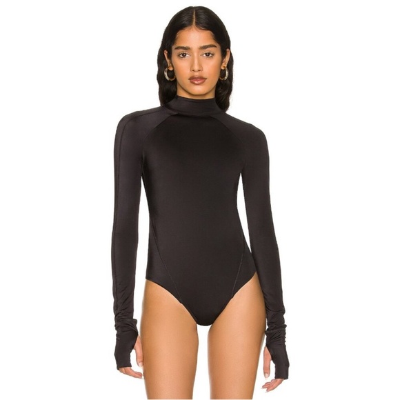 We are "HOT AS HELL" (HAH) by Free People Gloves off Rashguard - Picture 5 of 12